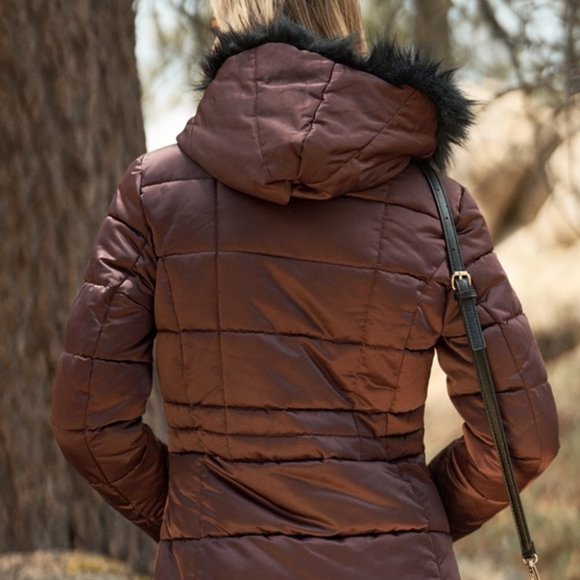 CHIC DOLLZ Wine Glossy Long faux Fur Hood Puffer Coat - Picture 3 of 4